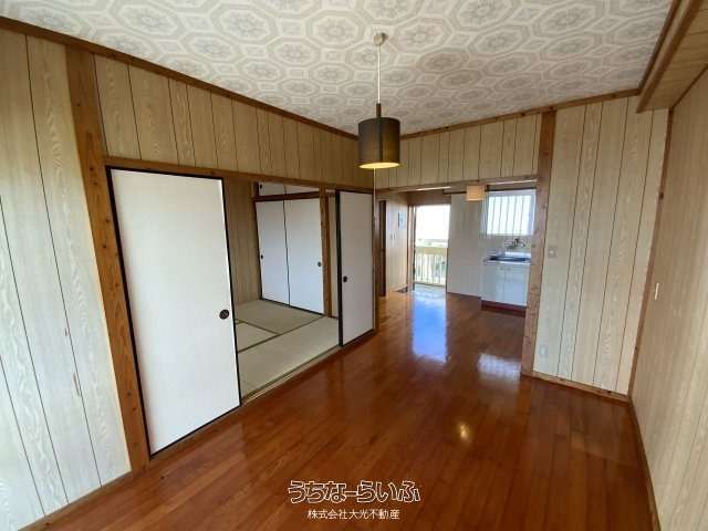 Co-op Tanahara 2DK Apartment for Rent in Urasoe, Okinawa - Thumbnail 4