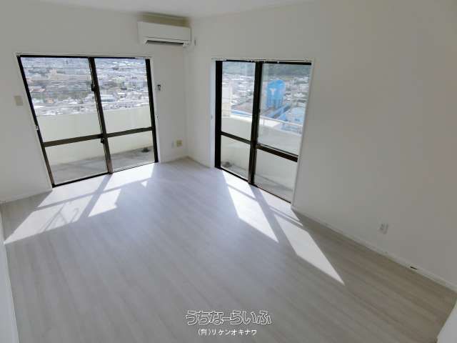 Renovated 1R Apartment for Rent in Nagata, Naha, Okinawa - Thumbnail 4