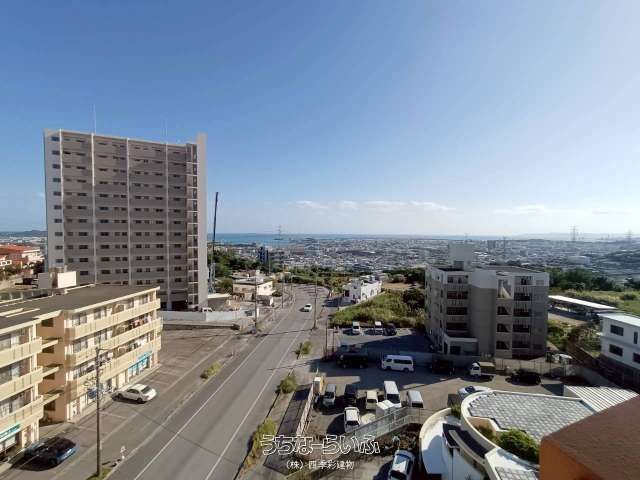 3LDK Apartment with Ocean View in Okinawa City | Bears Court Miyari - Thumbnail 4