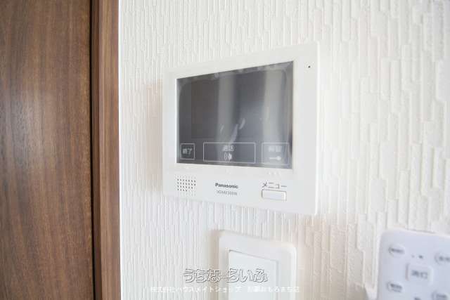 Pet-Friendly 1K Apartment for Rent in Okinawa City's Misato - Thumbnail 4