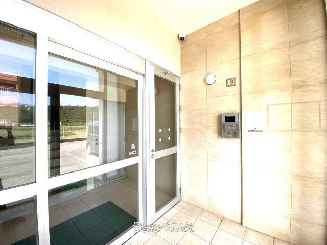 Kasagurande JC 506 3DK Apartment for Rent in Nanjo City, Okinawa - Thumbnail 3