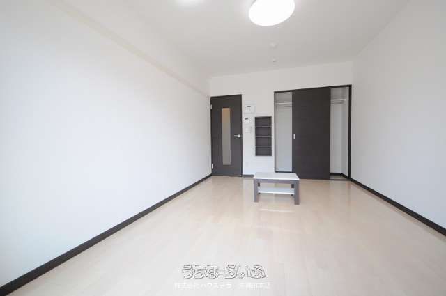 Furnished 1K Apartment for Rent in Okinawa City, Mihara - Thumbnail 4