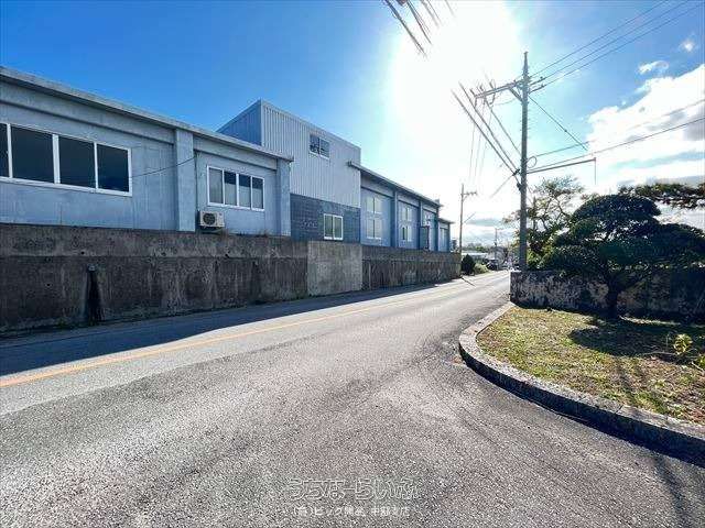 958.75 Tsubo Industrial Land with Auto Factory for Sale in Nakagusuku - Thumbnail 2