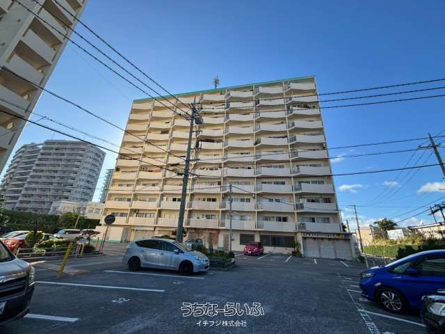 1LDK Apartment for Sale in Urasoe, Okinawa | 7.8 Million Yen - Thumbnail 2
