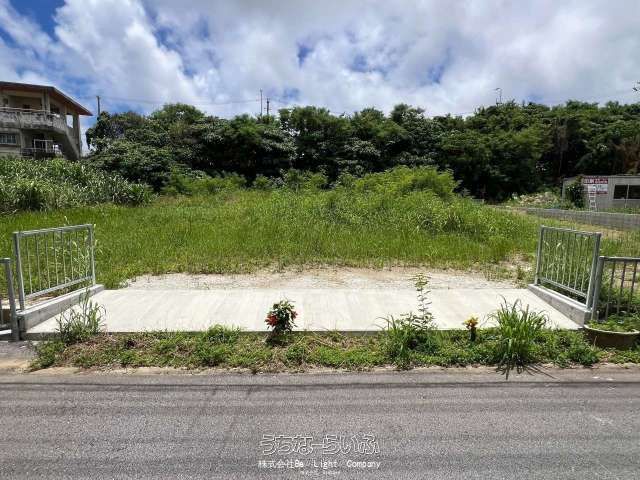 Land for Sale in Nakagusuku Village, Okinawa - 257.21m² Plot - Thumbnail 3