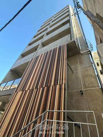 New 1LDK Designer Apartment for Rent in Naha, Okinawa - Thumbnail 2
