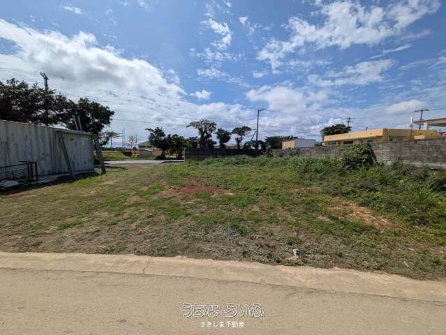 Roadside Land for Sale in Irabu, Miyakojima - High Visibility Plot - Thumbnail 3