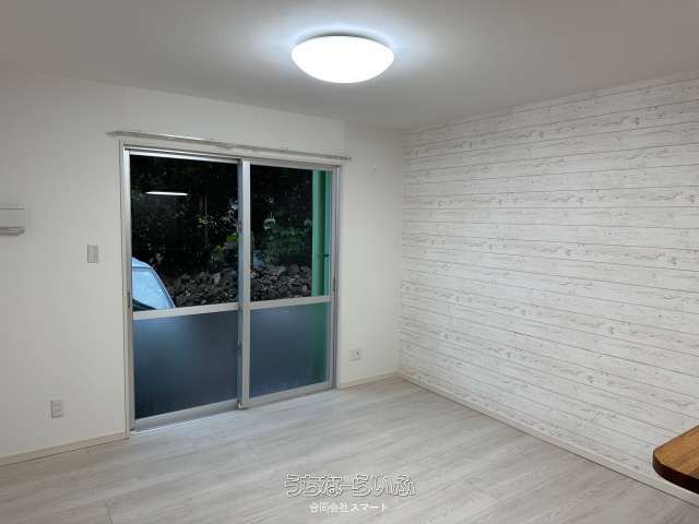 Pet-Friendly Oceanfront Apartment for Rent in Ishigaki, Okinawa - Thumbnail 3