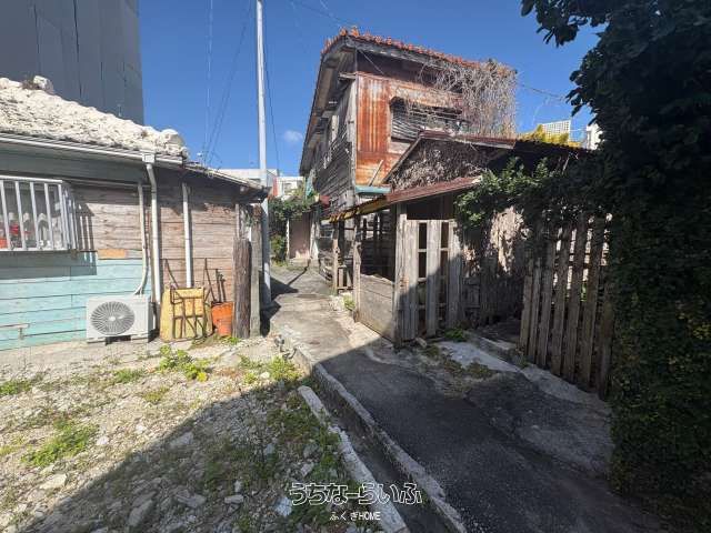 603 sqm Land Plot for Sale in Shikina, Naha, Okinawa - Thumbnail 4