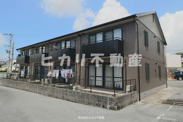 Rent 2DK Apartment in Okinawa City with Free Internet - Thumbnail 2