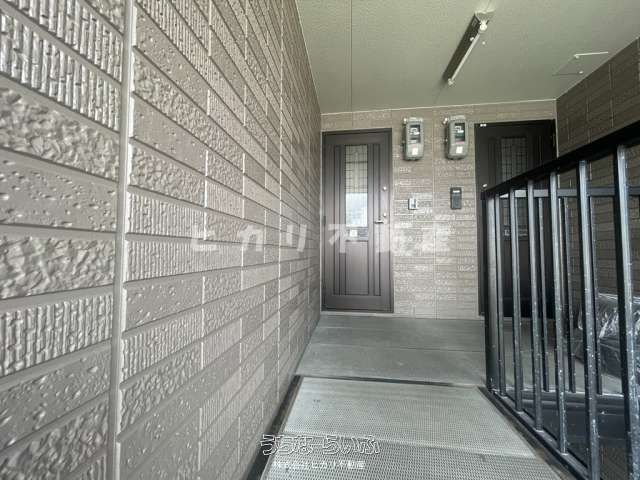 Rent 2DK Apartment in Okinawa City with Free Internet - Thumbnail 3