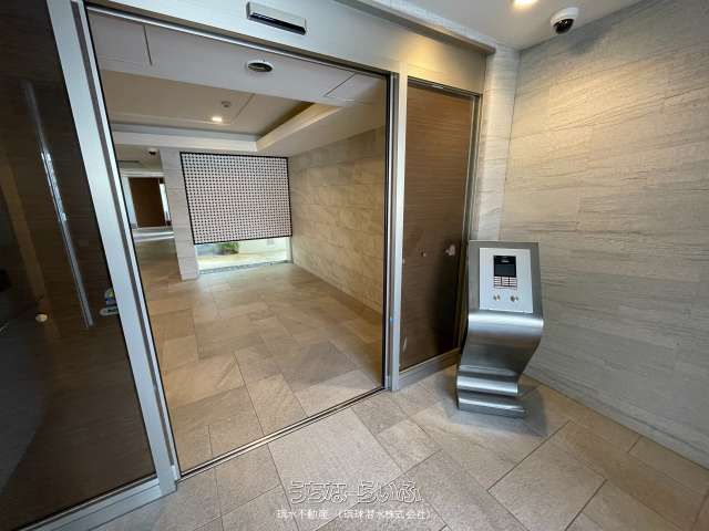 Renovated 2LDK Apartment for Sale in Ginowan, Okinawa - Thumbnail 4