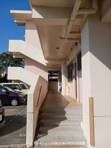 8-Unit Investment Apartment with 6% Yield & Solar Income in Itoman - Thumbnail 4
