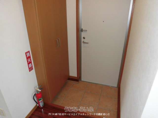 3LDK Apartment for Rent in Uruma City, Okinawa - Ocean View - Thumbnail 2