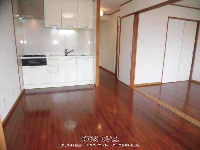 3LDK Apartment for Rent in Uruma City, Okinawa - Ocean View - Thumbnail 4