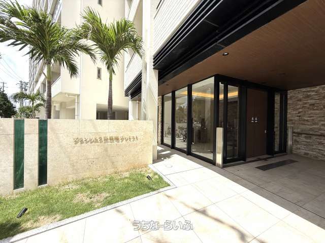 Renovated 3LDK Condo with Sea View in Naha, Okinawa - Thumbnail 2