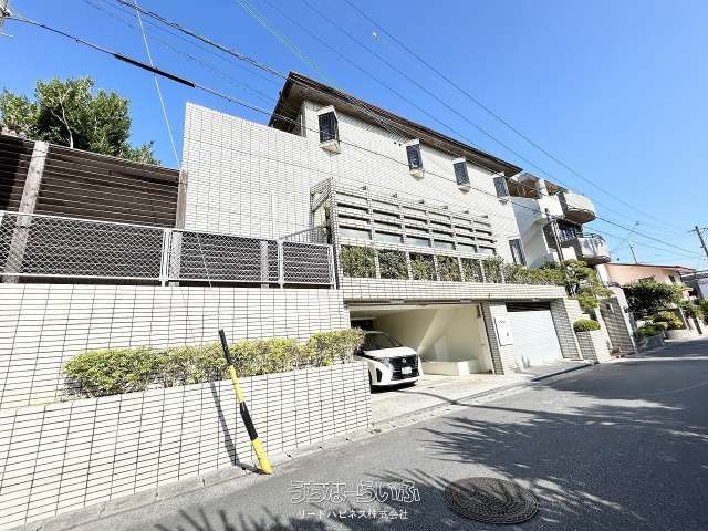 6LDK RC House with Commercial Space for Sale in Urasoe, Okinawa - Thumbnail 4