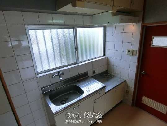 Co-Plus Mont Blanc 2DK Apartment for Rent in Naha, Okinawa - Thumbnail 3