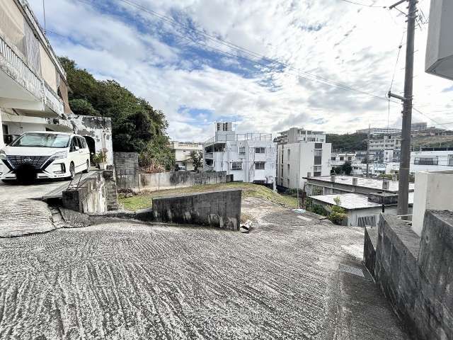 1109.92 sqm Land for Sale in Urasoe, Okinawa - Negotiable Price - Thumbnail 2