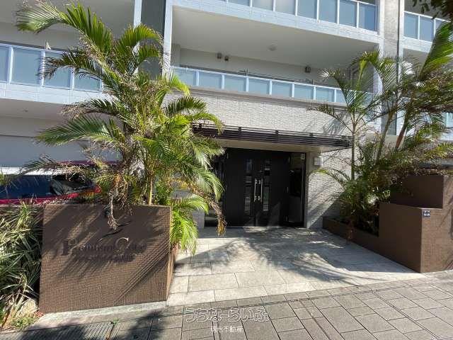 Renovated 2LDK Apartment for Sale in Urasoe, Okinawa - Thumbnail 3