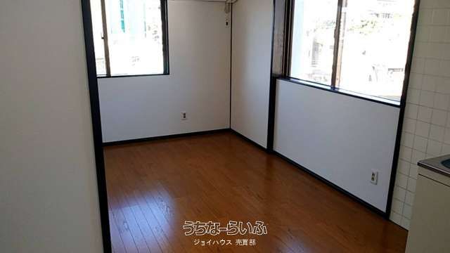 Renovated 1R Apartment for Sale in Ginowan, Okinawa - Thumbnail 3
