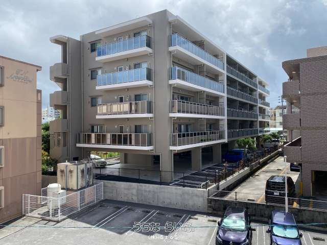 Milco Mansion Ginozawa Ganeiku: 2LDK Corner Apartment with Ocean View - Thumbnail 2