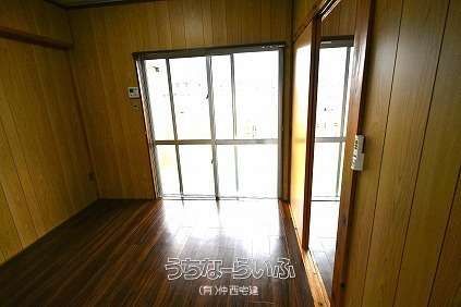 Renovated 2DK Apartment for Rent in Urasoe, Okinawa - Thumbnail 4
