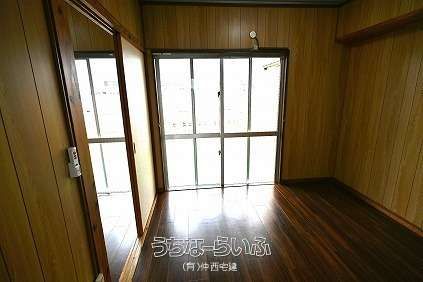 Renovated 2DK Apartment for Rent in Urasoe, Okinawa - Thumbnail 3