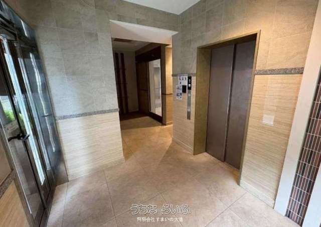 Dia Court Shikina 501: 3LDK Apartment with Ocean View in Naha - Thumbnail 3