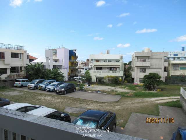 Renovated 1R Apartment in Urasoe, Okinawa | 34.02 sqm - Thumbnail 2