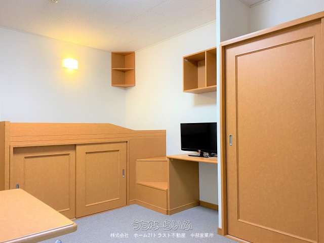 Leopalace Chatan II 312: Furnished 1K Apartment Near Araha Beach - Thumbnail 3