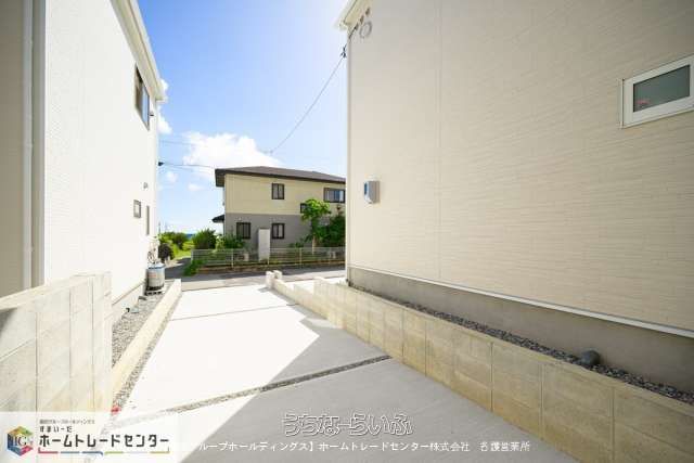New 4LDK House for Sale in Itoman, Okinawa - Corner Lot - Thumbnail 3