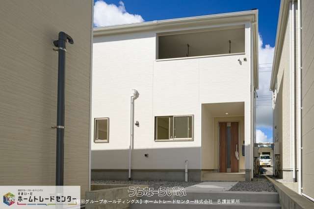 New 4LDK House for Sale in Itoman, Okinawa - Corner Lot - Thumbnail 2