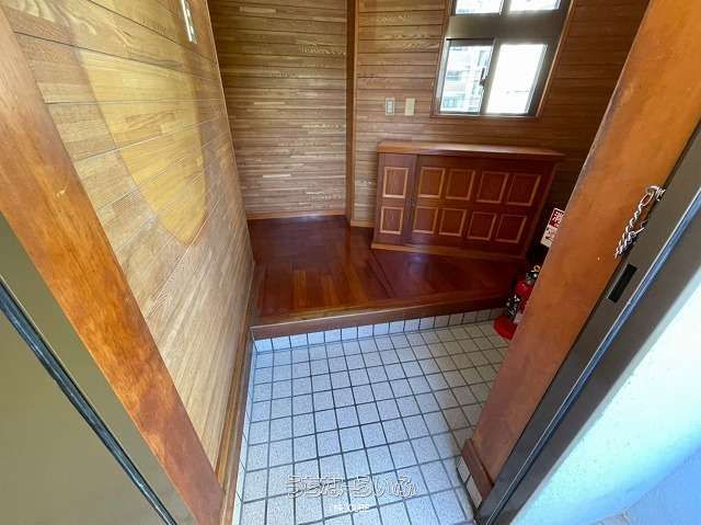 2DK Apartment for Rent in Naha, Okinawa - Near Tsubogawa Station - Thumbnail 4