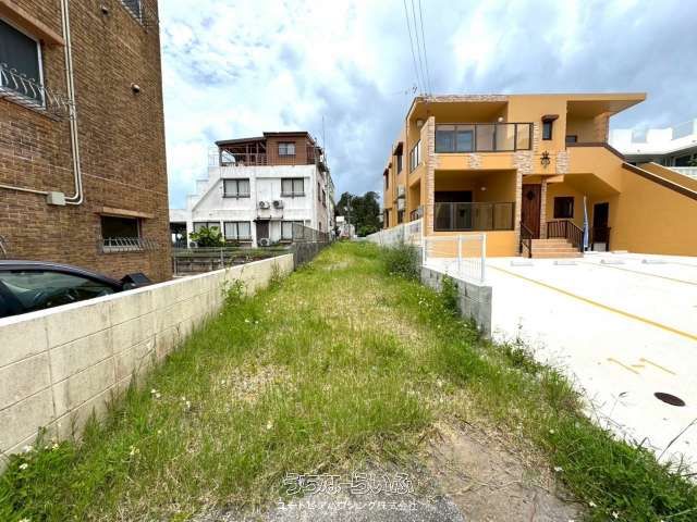 341m² Land for Sale in Ginoza, Okinawa - Near Beach & Interchange - Thumbnail 2