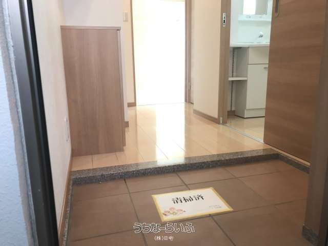 Naha Shintoshin Investment Apartment with Solar Income - Thumbnail 4