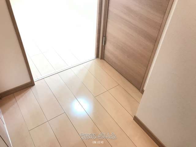 Naha Shintoshin Investment Apartment with Solar Income - Thumbnail 2