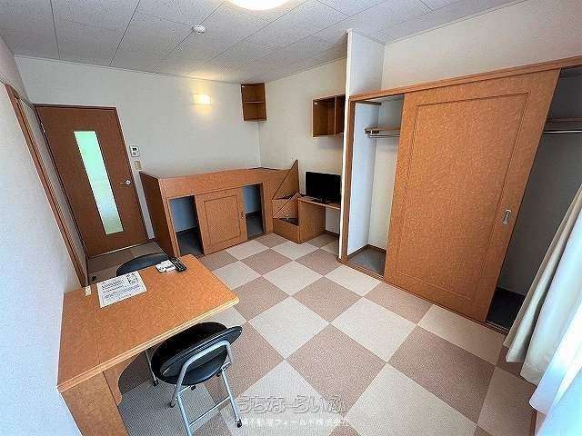 Leopalace Shintoshin Mecal 207: 1K Apartment for Rent in Naha, Okinawa - Thumbnail 3