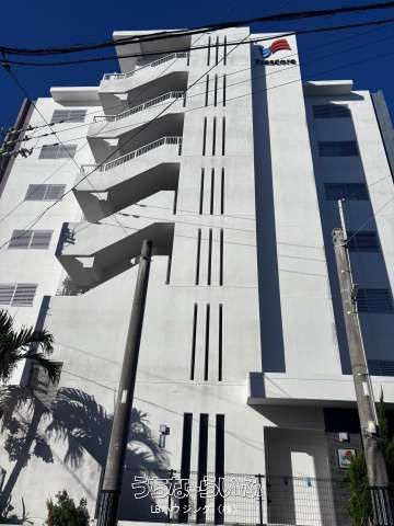 Frescoa Shikina Hills 701: Pet-Friendly 2LDK with Ocean View in Naha - Image 1