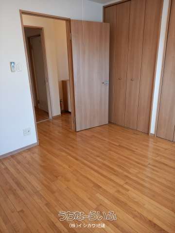 1LDK Apartment for Rent in Chatan, Okinawa - Sophia MIHAMA - Thumbnail 4