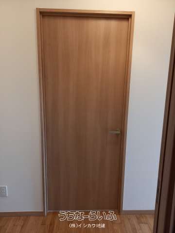 1LDK Apartment for Rent in Chatan, Okinawa - Sophia MIHAMA - Image 1