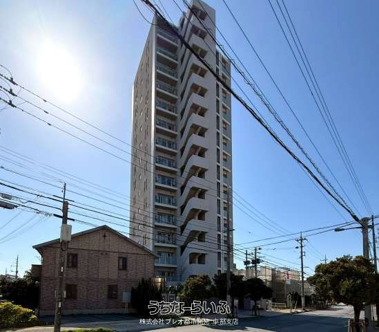 Ocean View 3LDK Apartment for Rent in Ginowan, Okinawa - Thumbnail 2