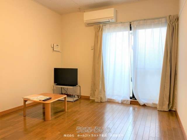 Leopalace Wa 203: Furnished 1K Apartment for Rent in Okinawa City - Thumbnail 4