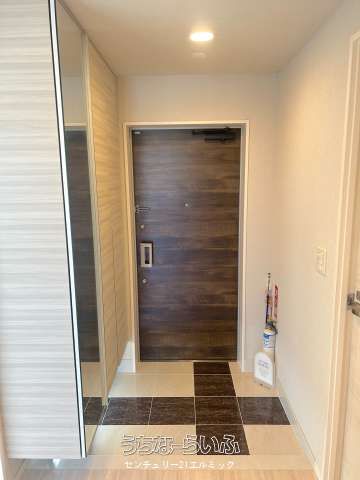 3LDK Apartment for Sale in Naha, Okinawa with Panoramic Views - Thumbnail 4