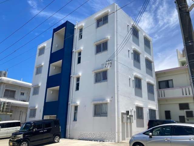 8-Unit Apartment Building for Sale in Uruma, Okinawa - Thumbnail 2
