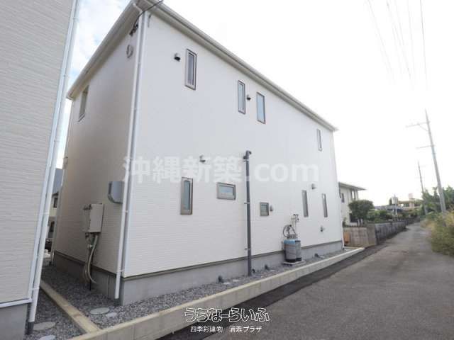 New 4LDK Wooden House in Itoman, Okinawa with Move-In Benefits - Thumbnail 4