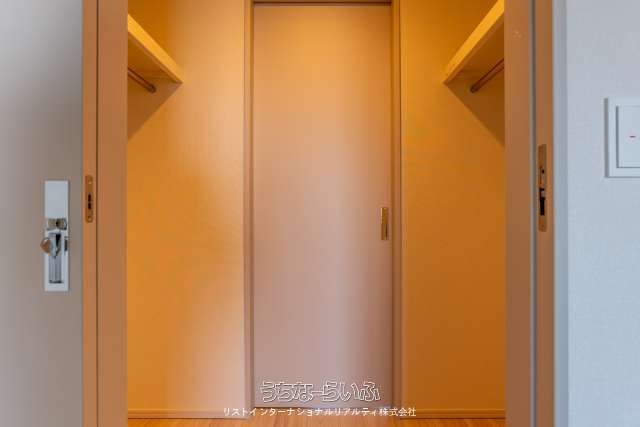 New Top-Floor Condo with Ocean Views in Rycom Hills, Okinawa - Thumbnail 4