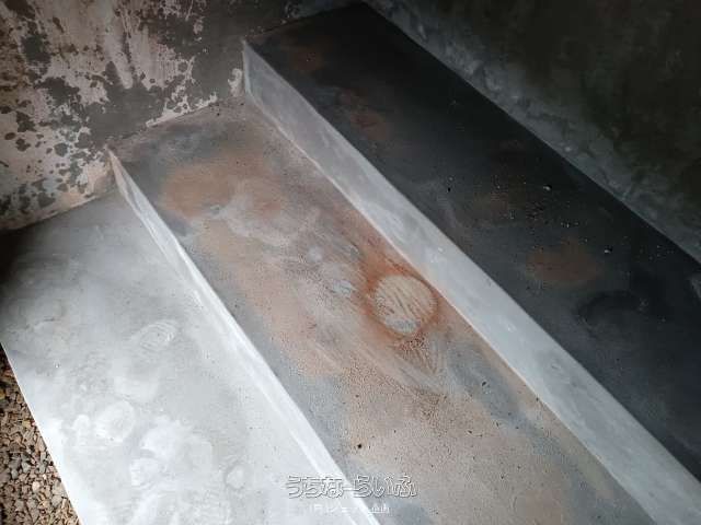Grave Plot with Tomb in Shikina Cemetery, Naha, Okinawa - Thumbnail 3