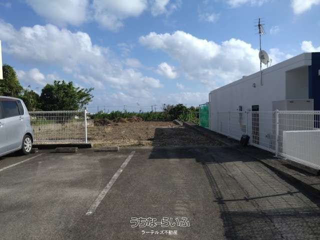 695.96 m² Land for Sale in Nakagusuku Village, Okinawa - Thumbnail 3