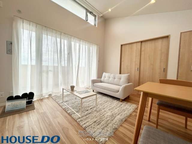 4LDK High-Rise Apartment with Panoramic Views in Urasoe, Okinawa - Thumbnail 2